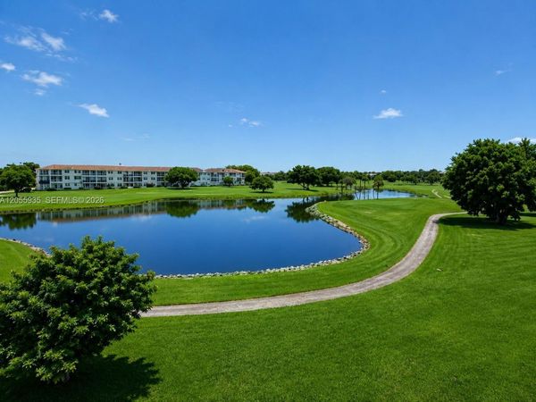 13475 SW 9th St, Unit 401A, Pembroke Pines, FL 33027