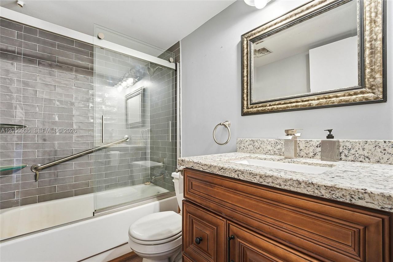 13475 SW 9th St, Unit 401A, Pembroke Pines, FL 33027 Photo