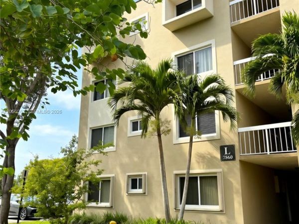 7860 Camino Real , Unit 412, Miami, FL 33143