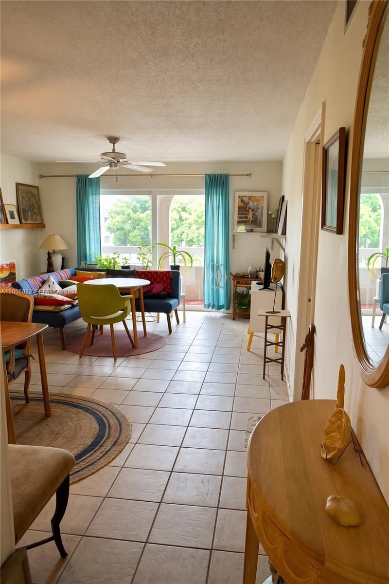 7860 Camino Real , Unit 412, Miami, FL 33143 Photo
