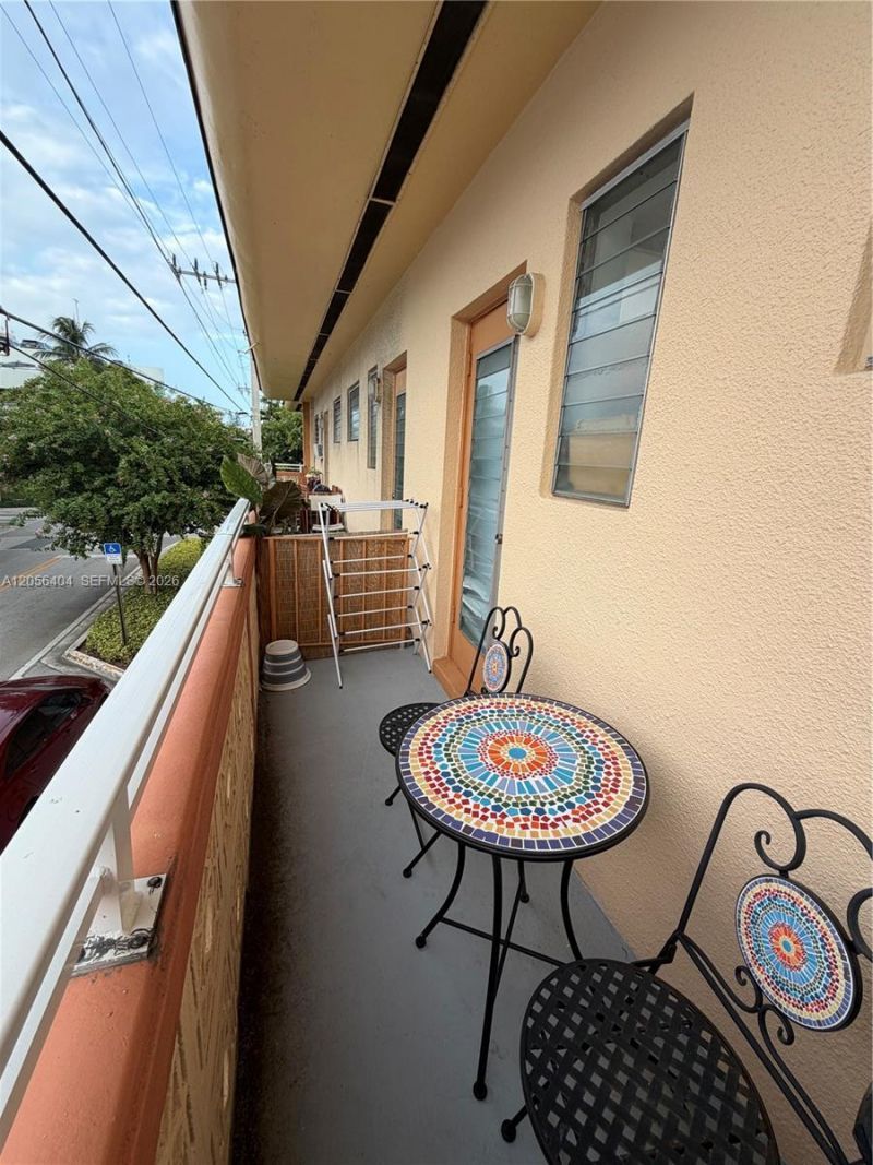 1060 Pennsylvania Ave , Unit 18, Miami Beach, FL 33139 Photo