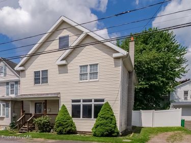 17 Cotton Avenue, Hudson, PA 18705