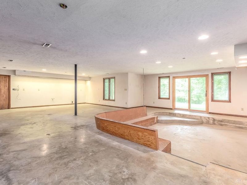 615 Rising Hill Drive, Xenia, OH 45385 Photo 5