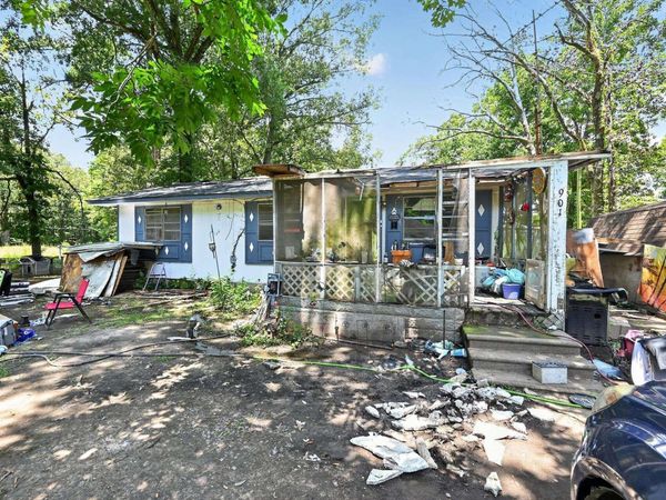 901 Mockingbird Lane , Star City, AR 71667
