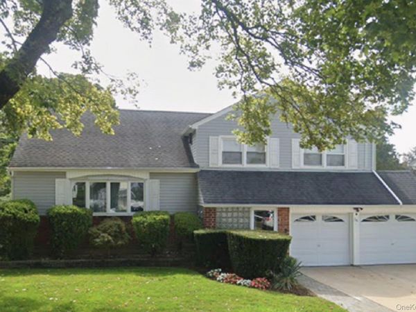 56 Convent Road, Syosset, NY 11791