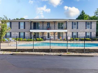 24360 East River Road , Grosse Ile Twp, MI 48138