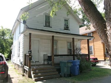 97 7th St, Rochester, NY 14609