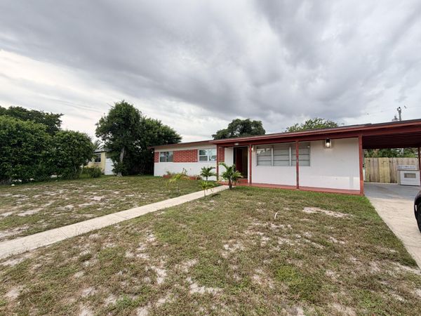 121 N 12TH Street, Lantana, FL 33462