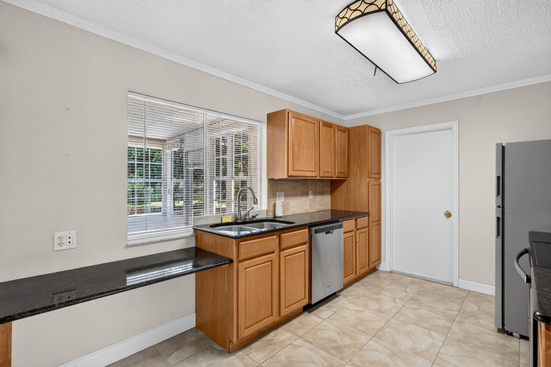 1334 SE Vestridge Lane, Port Saint Lucie, FL 34952 Photo