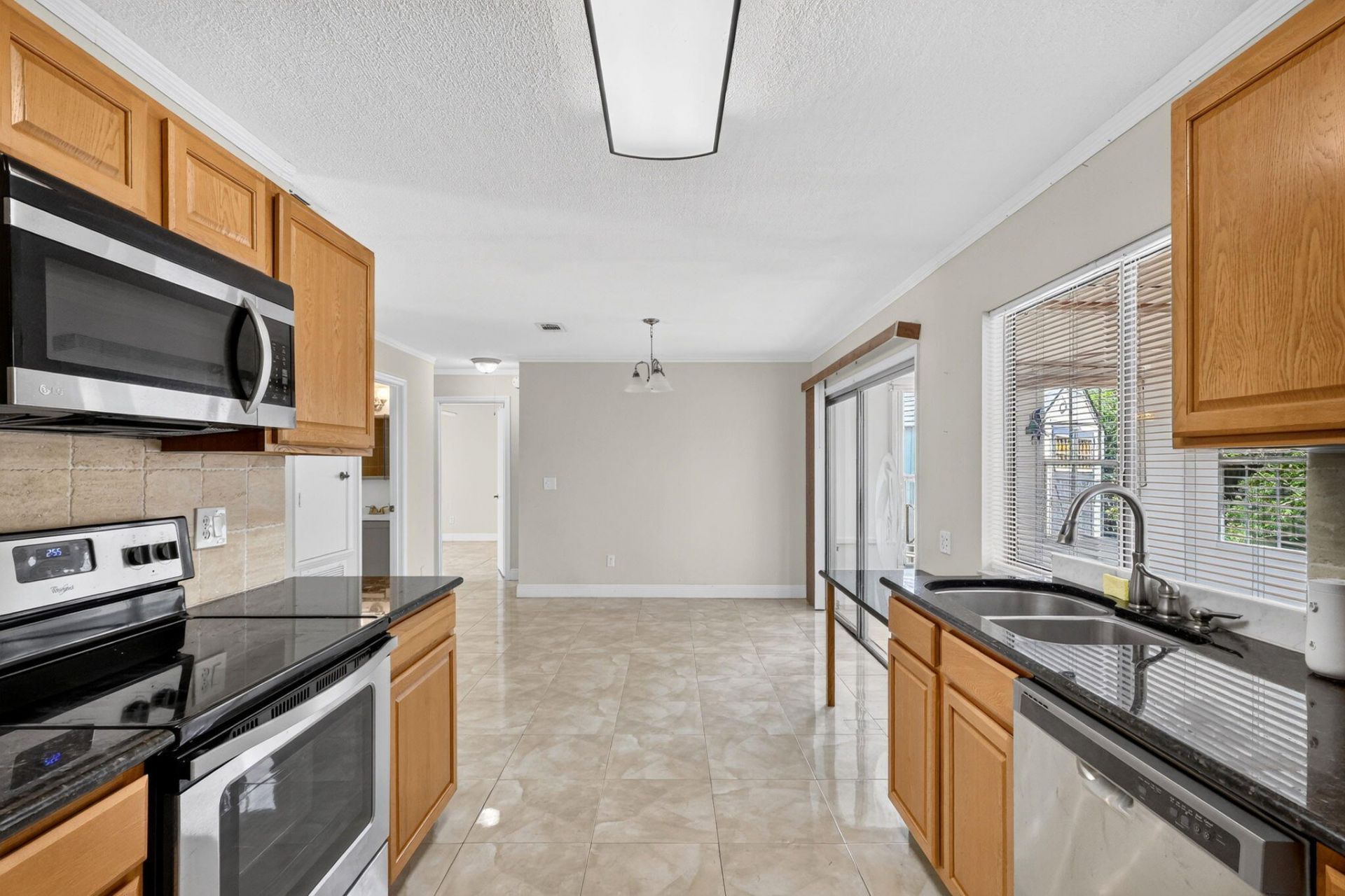 1334 SE Vestridge Lane, Port Saint Lucie, FL 34952 Photo