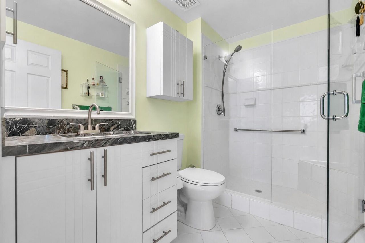 7647 Southampton Terrace, Unit 115, Tamarac, FL 33321 Photo