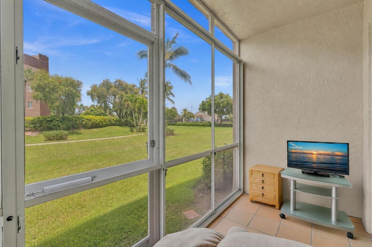7647 Southampton Terrace, Unit 115, Tamarac, FL 33321 Photo