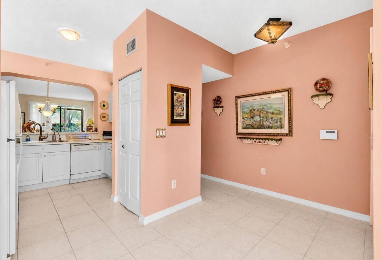 7647 Southampton Terrace, Unit 115, Tamarac, FL 33321 Photo