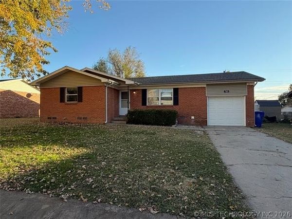 705 W Norman Street , Broken Arrow, OK 74012