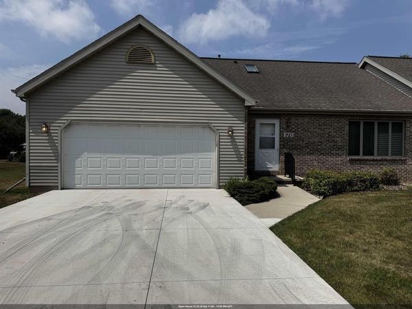 178 E PIONEER ROAD, Fond Du Lac, WI 54935