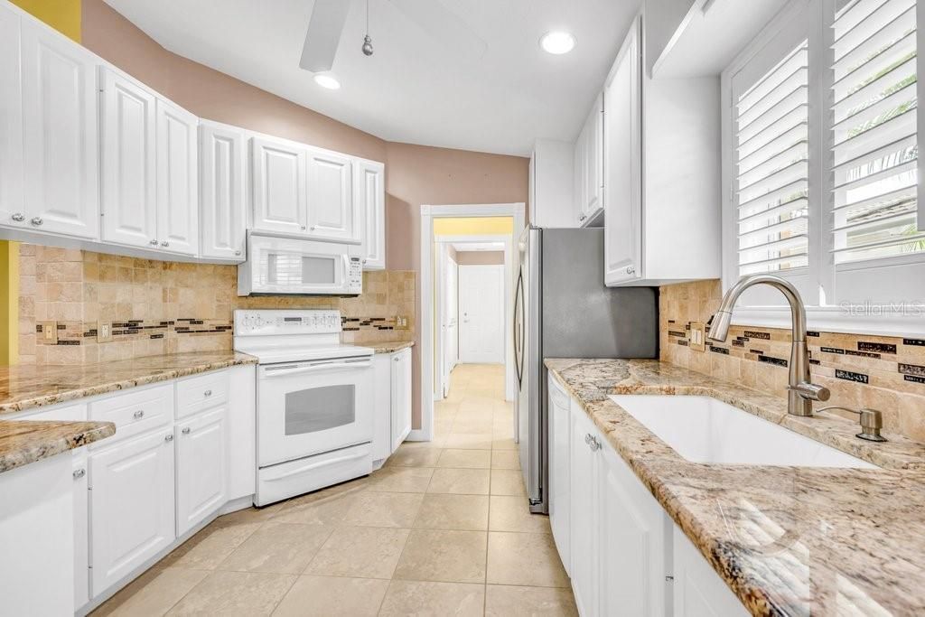 7617 Camminare Drive, Sarasota, FL 34238 Photo