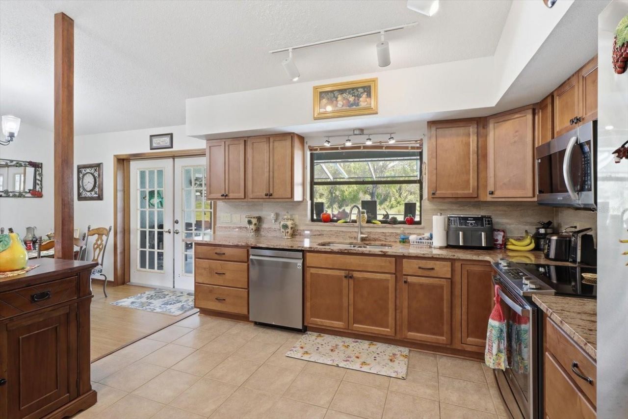 1900 W Alhambra Drive, Citrus Springs, FL 34434 Photo