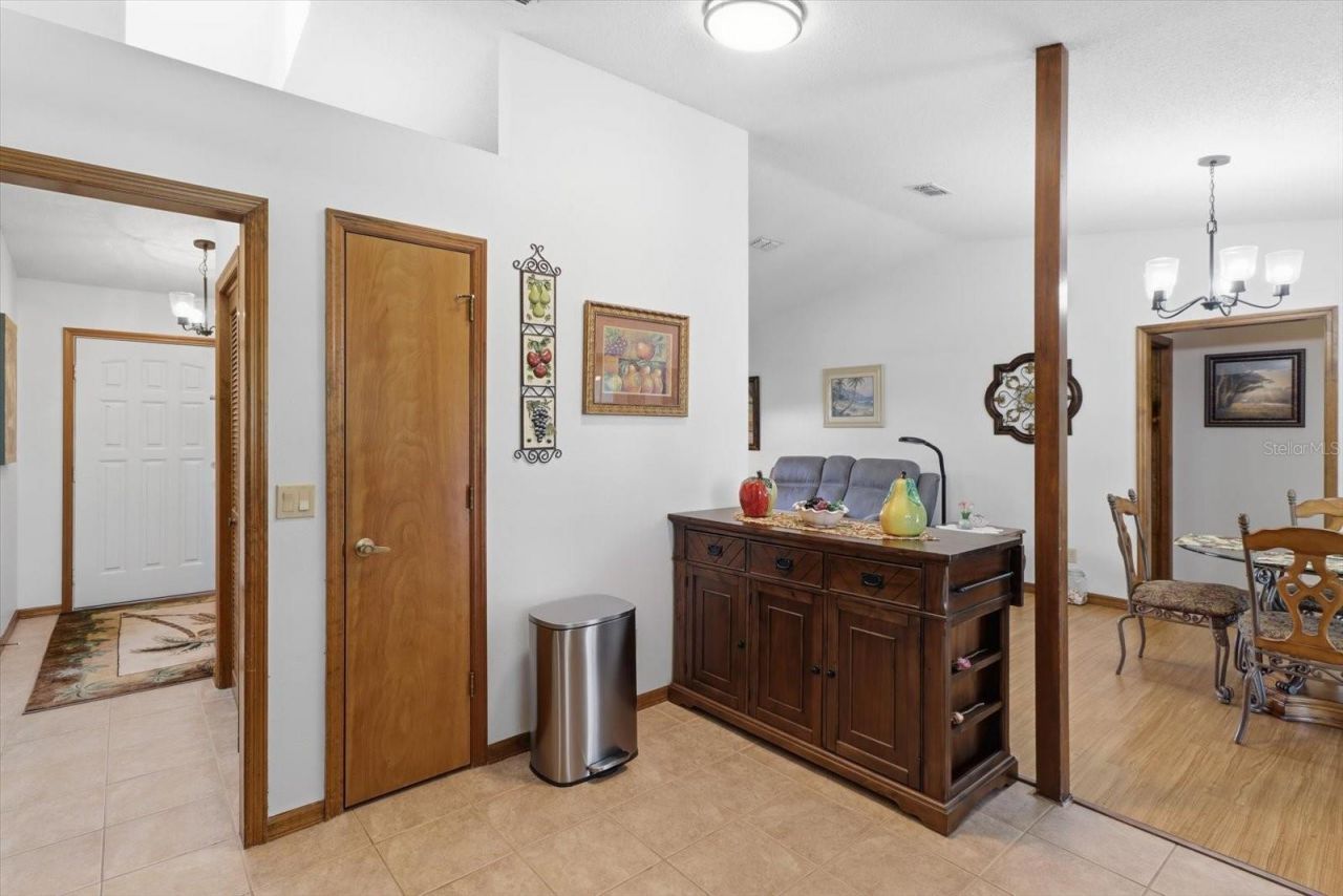 1900 W Alhambra Drive, Citrus Springs, FL 34434 Photo