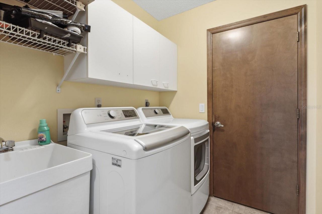 1900 W Alhambra Drive, Citrus Springs, FL 34434 Photo