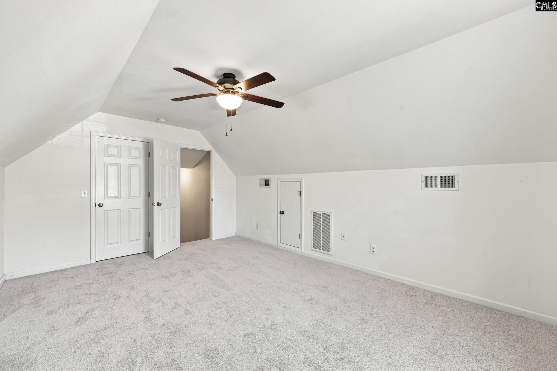 212 Chamfort Drive  Photo 24