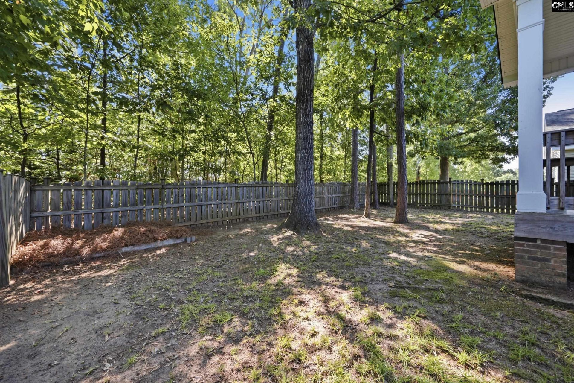 212 Chamfort Drive  Photo 29