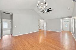 212 Chamfort Drive  photo 4