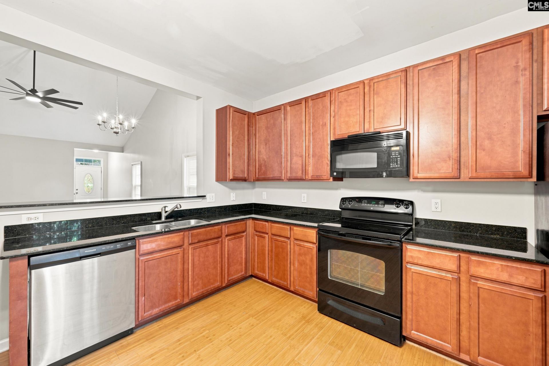 212 Chamfort Drive  Photo 9