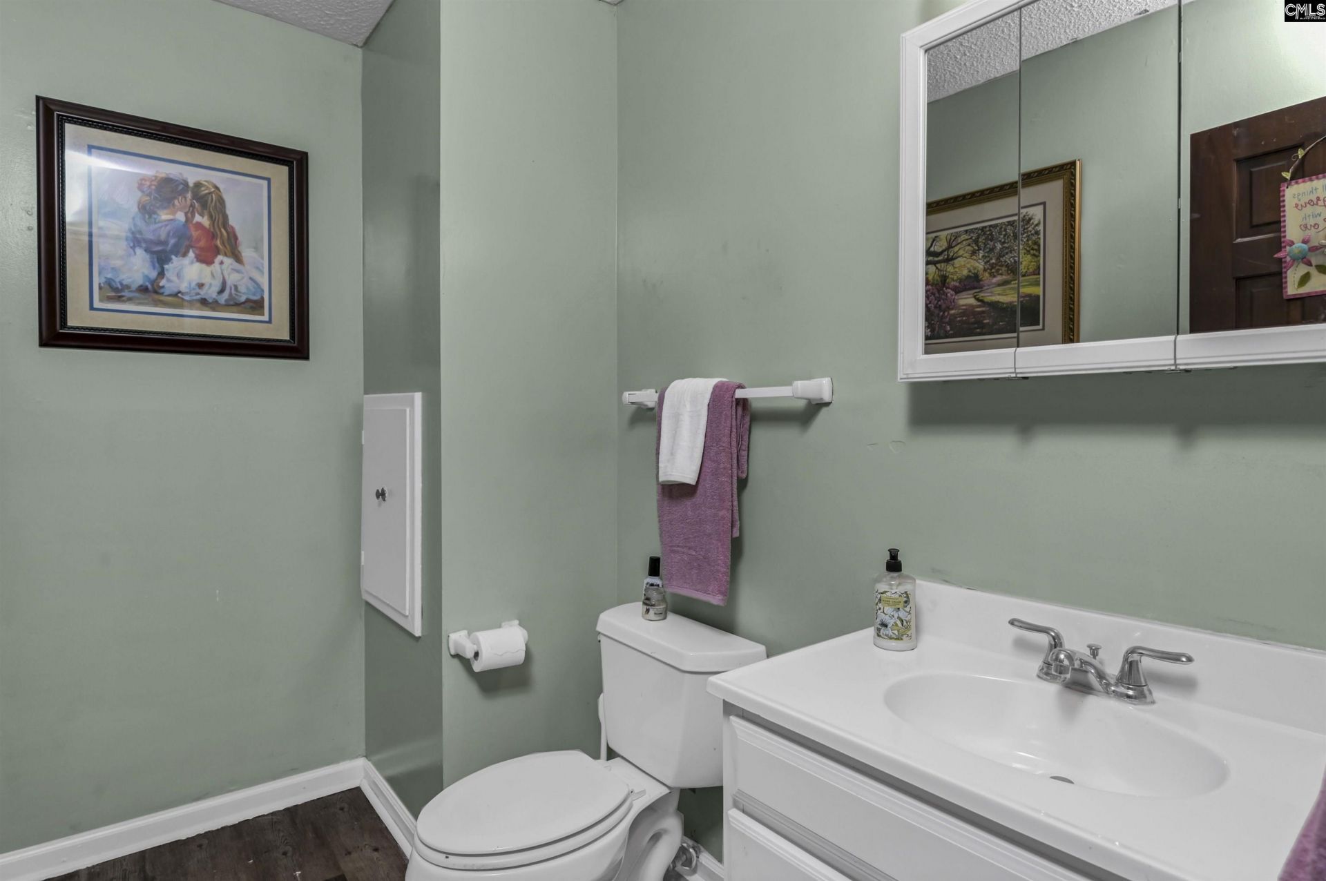331 Wycombe Road  Photo 22