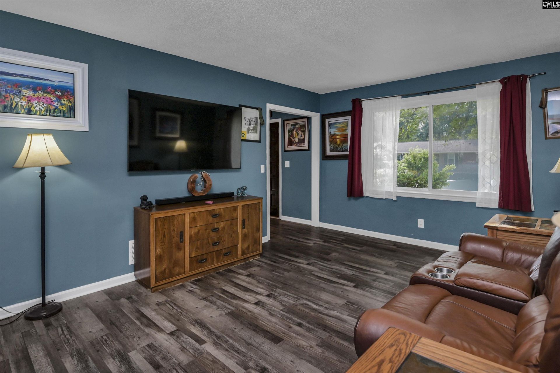 331 Wycombe Road  Photo 28