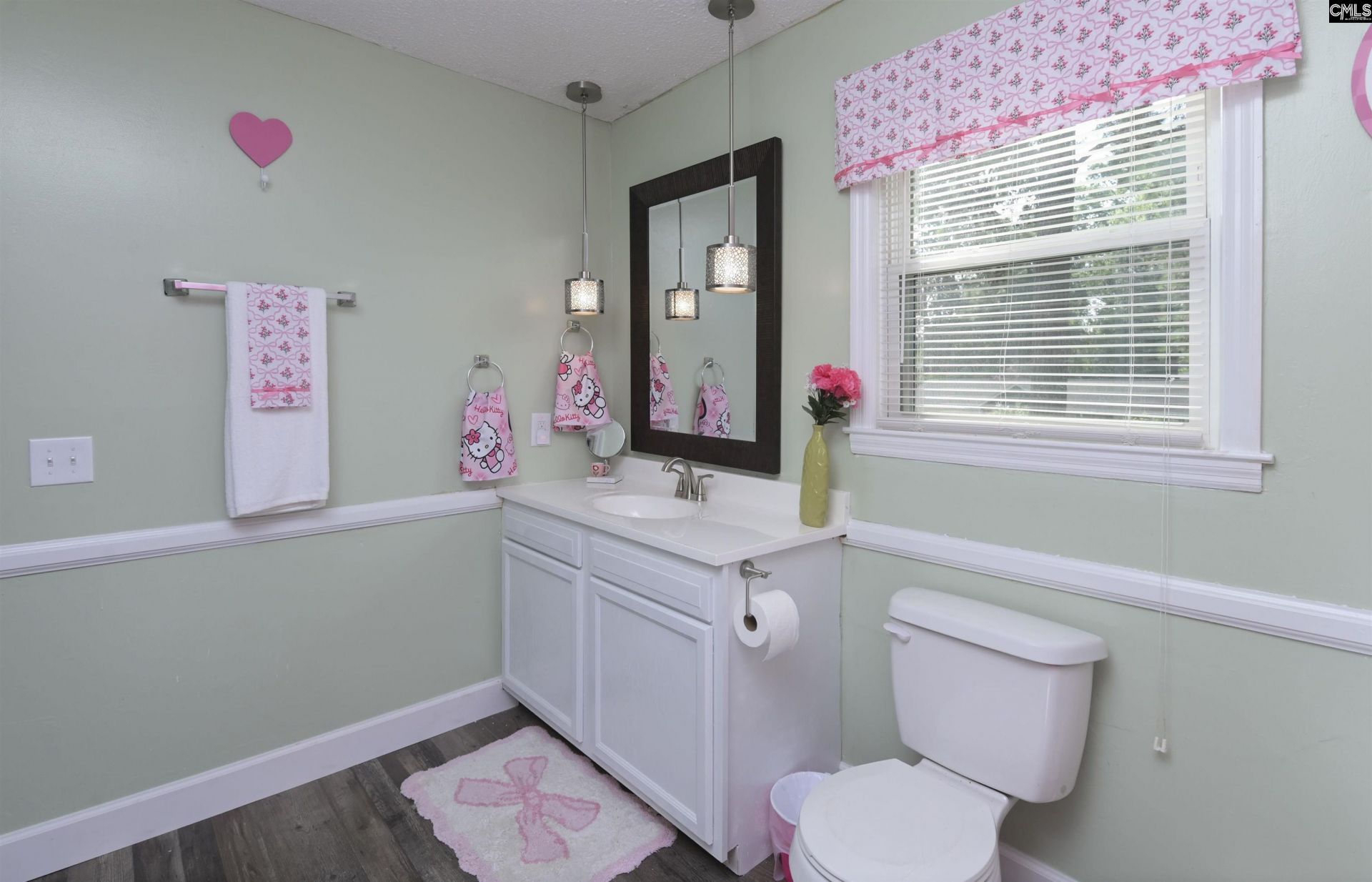 331 Wycombe Road  Photo 47