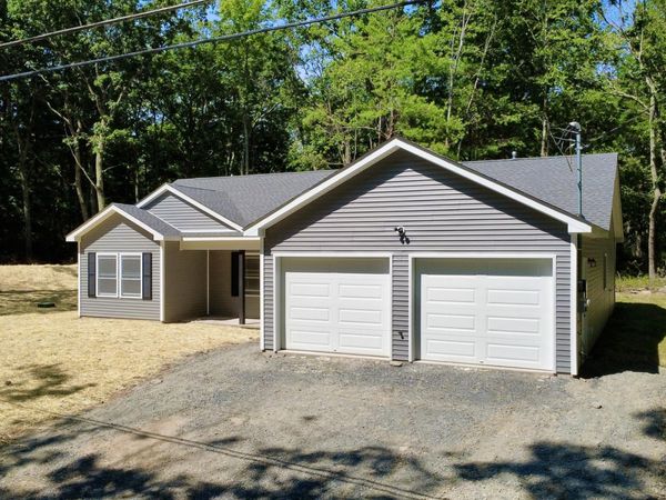 142 Walker Lake Road, Shohola, PA 18458