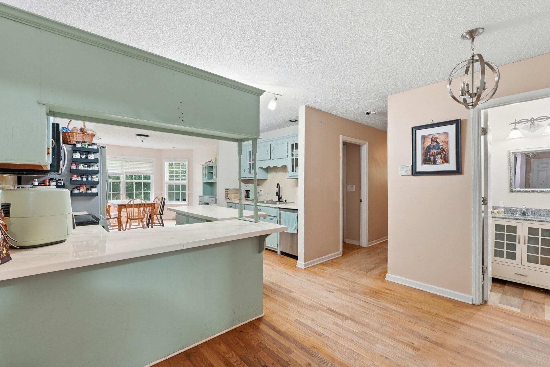 303 Spring Road Photo 10