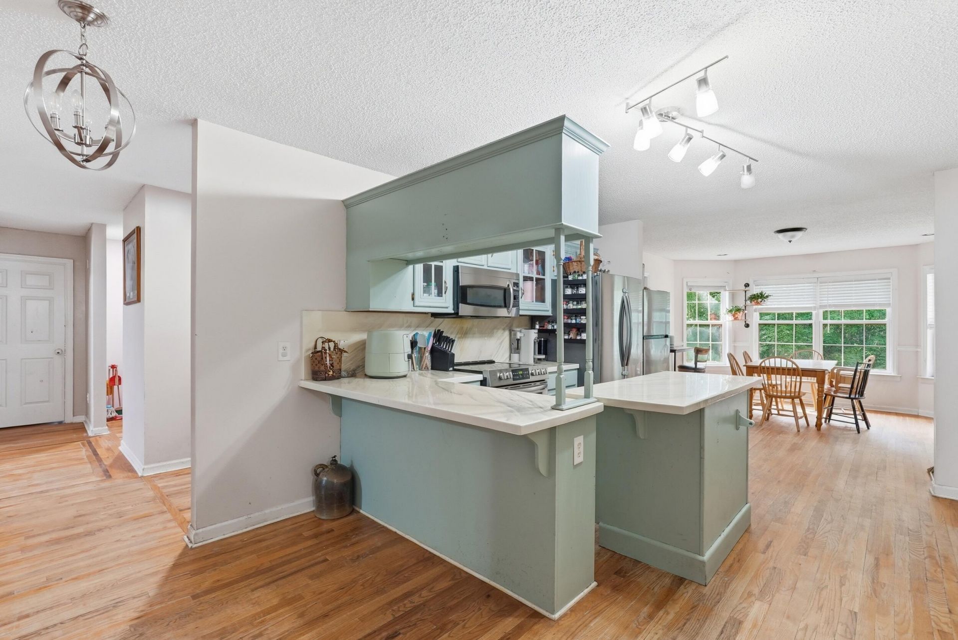 303 Spring Road Photo 11