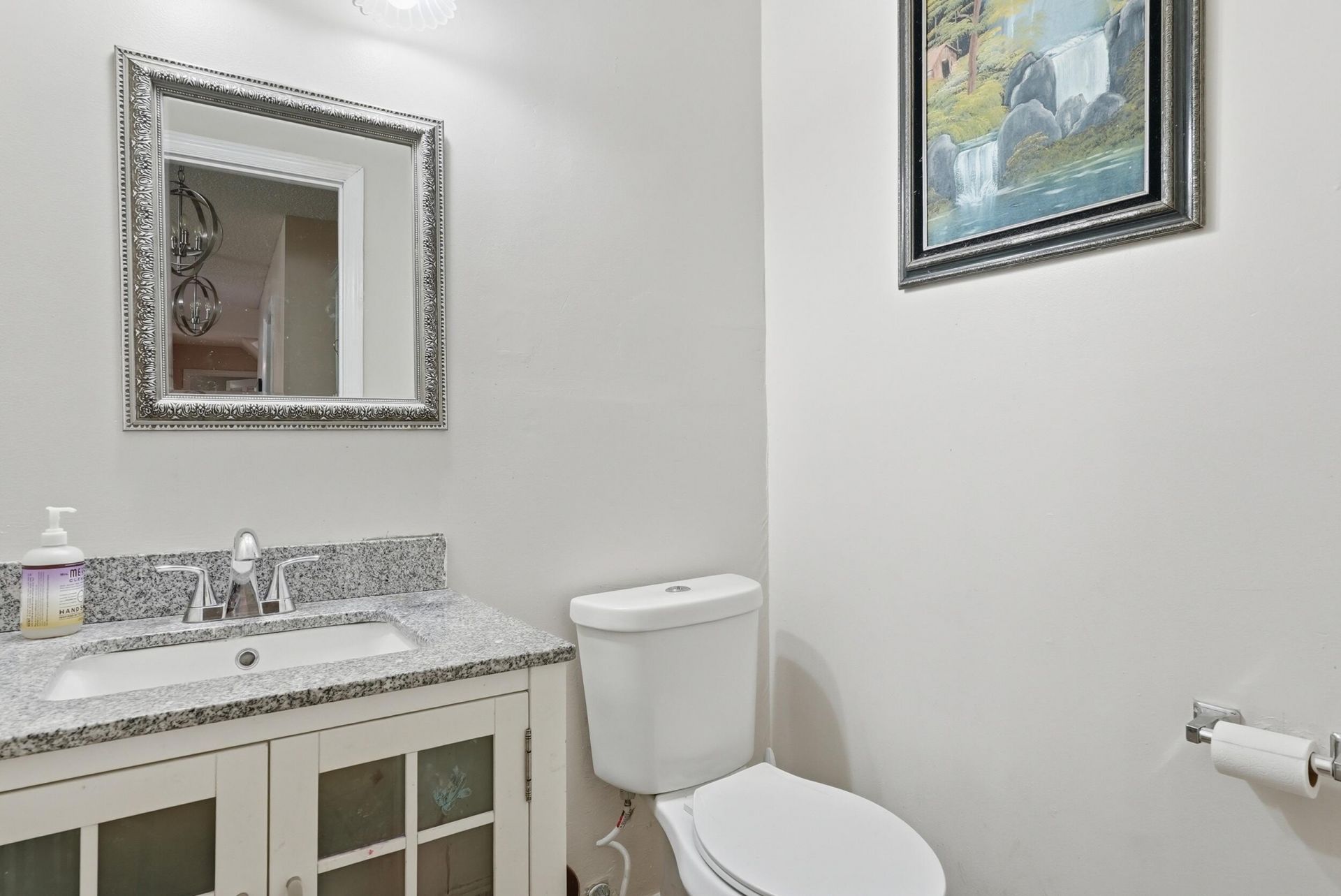 303 Spring Road Photo 18
