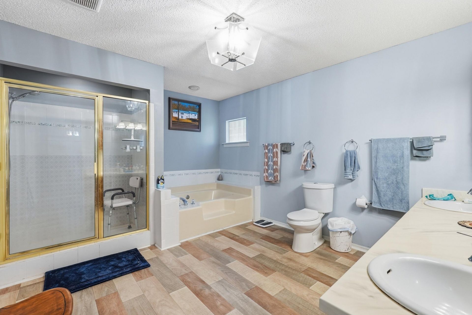 303 Spring Road Photo 24