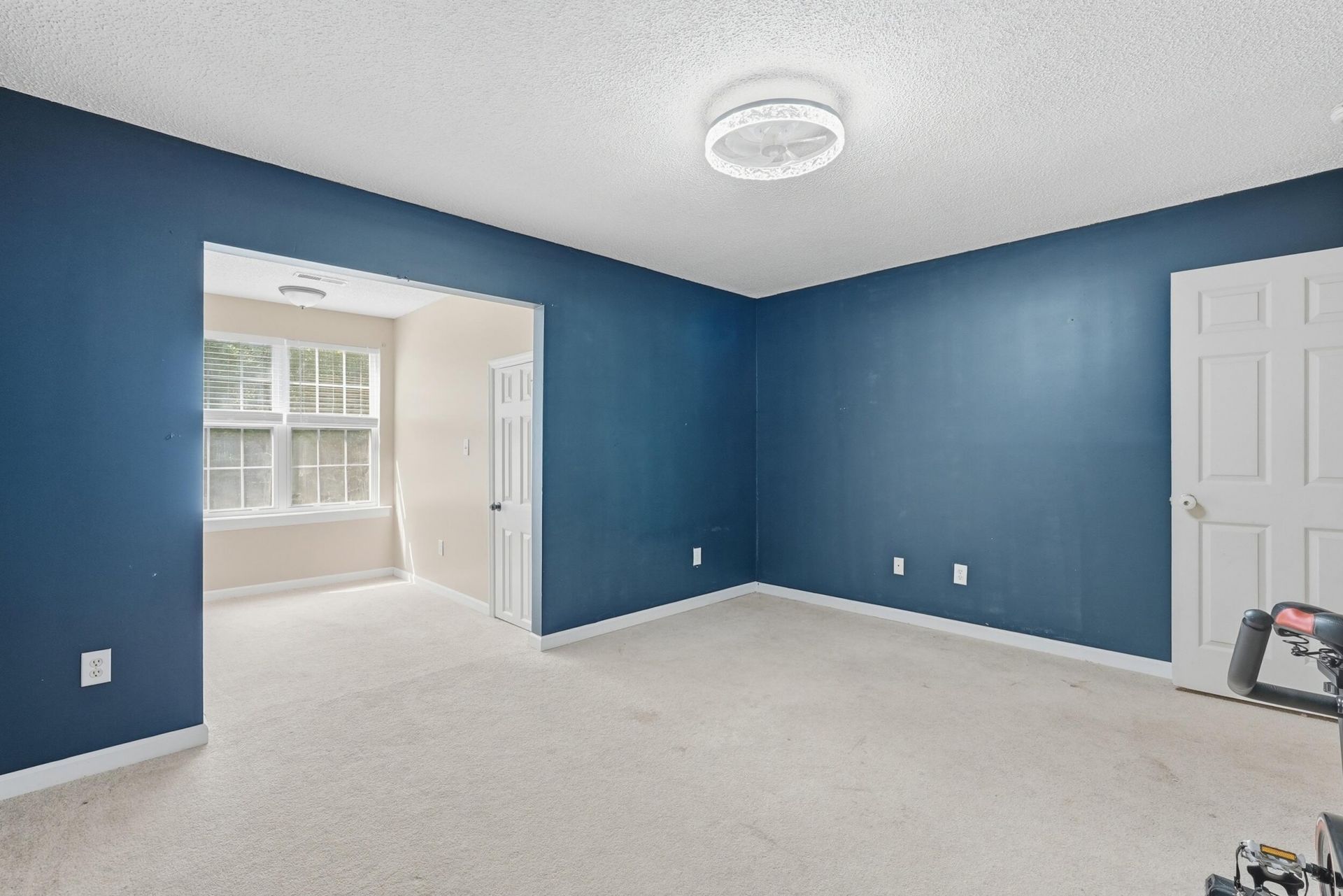303 Spring Road Photo 34