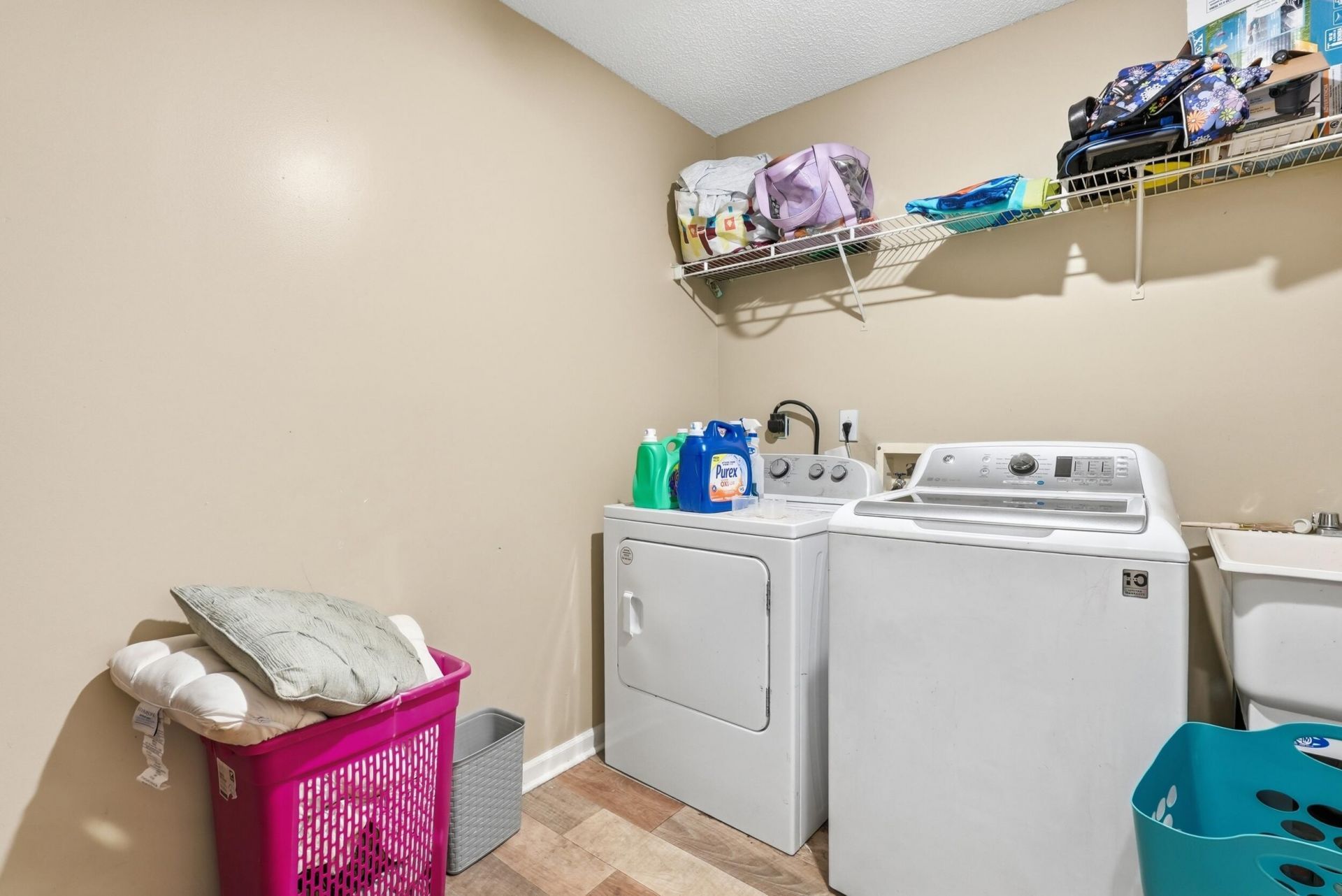 303 Spring Road Photo 37