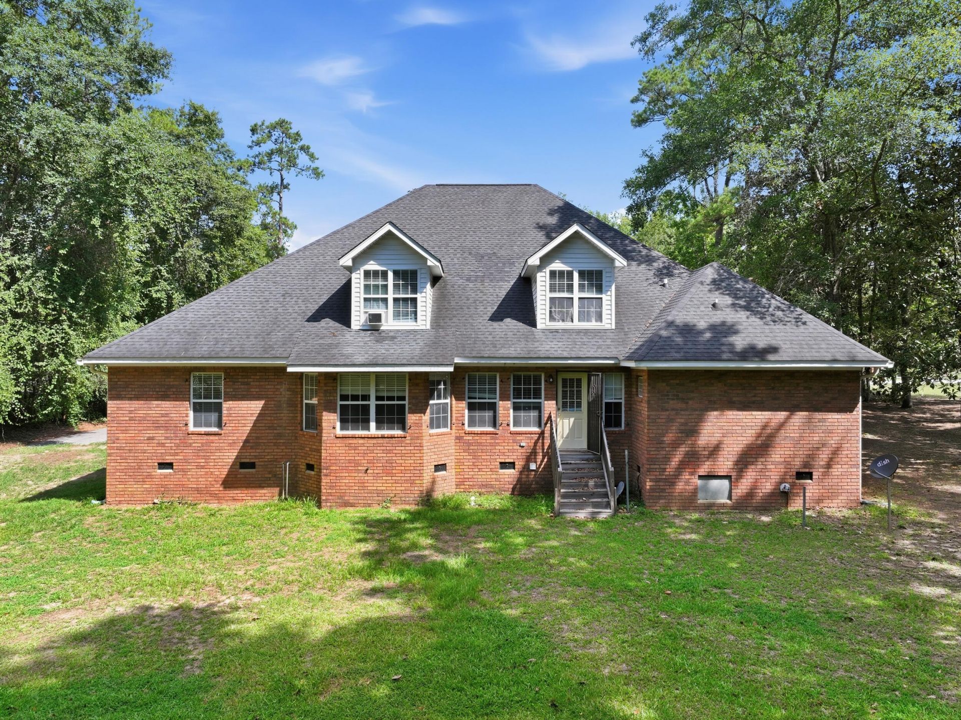 303 Spring Road Photo 39