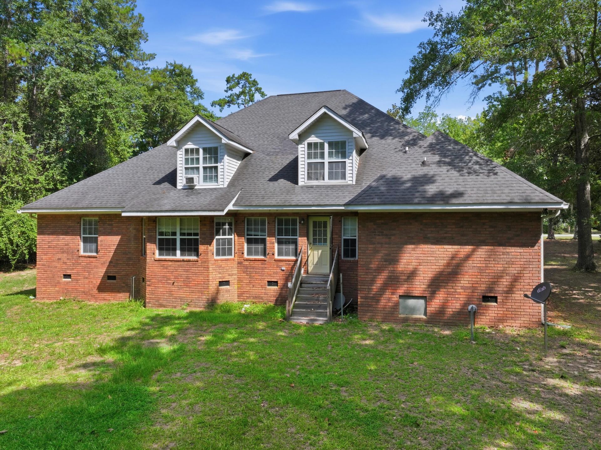 303 Spring Road Photo 40