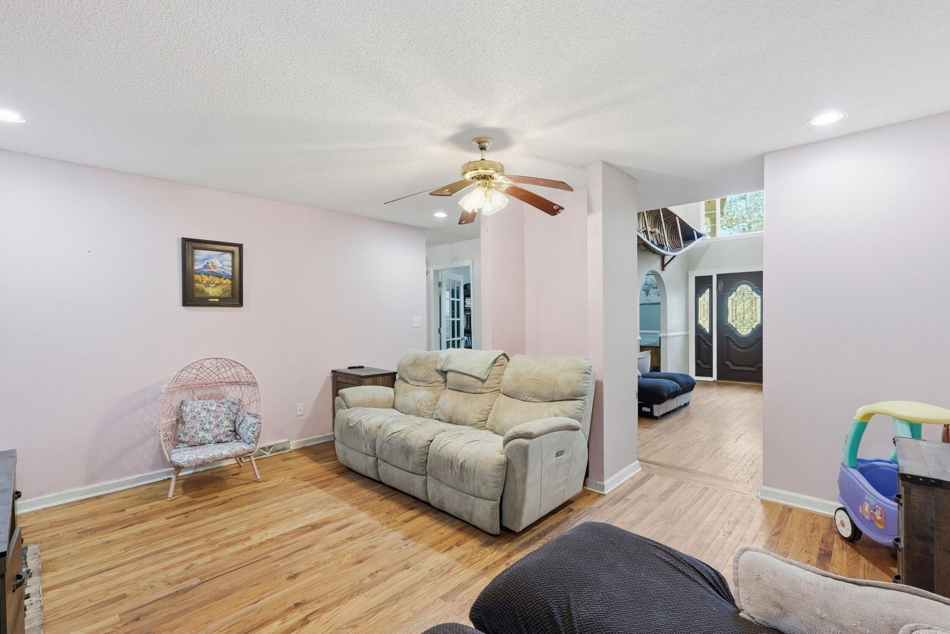 303 Spring Road Photo 8
