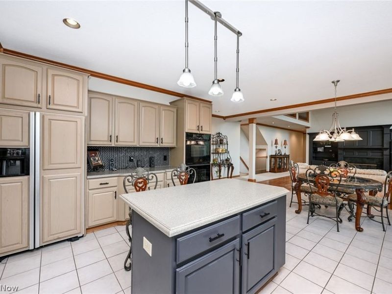 1597 Pilgrims Knob SE, Canton, OH 44709 Photo 21