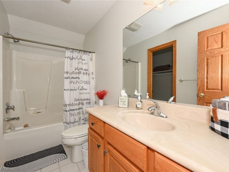 1597 Pilgrims Knob SE, Canton, OH 44709 Photo 39