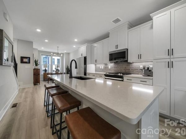 5007 Tiny Lane, Charlotte, NC 28203