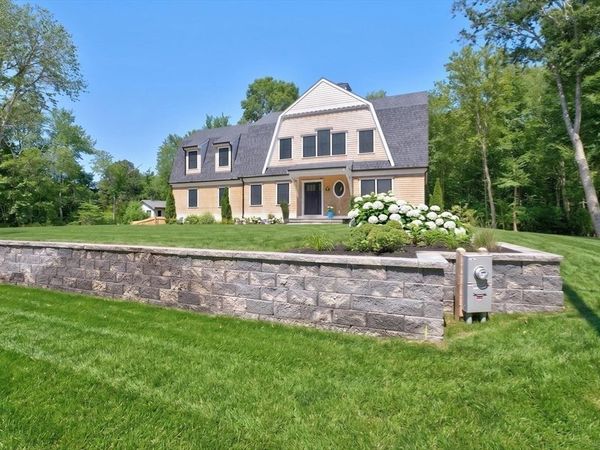 109 Brandt Island Rd, Mattapoisett, MA 02739