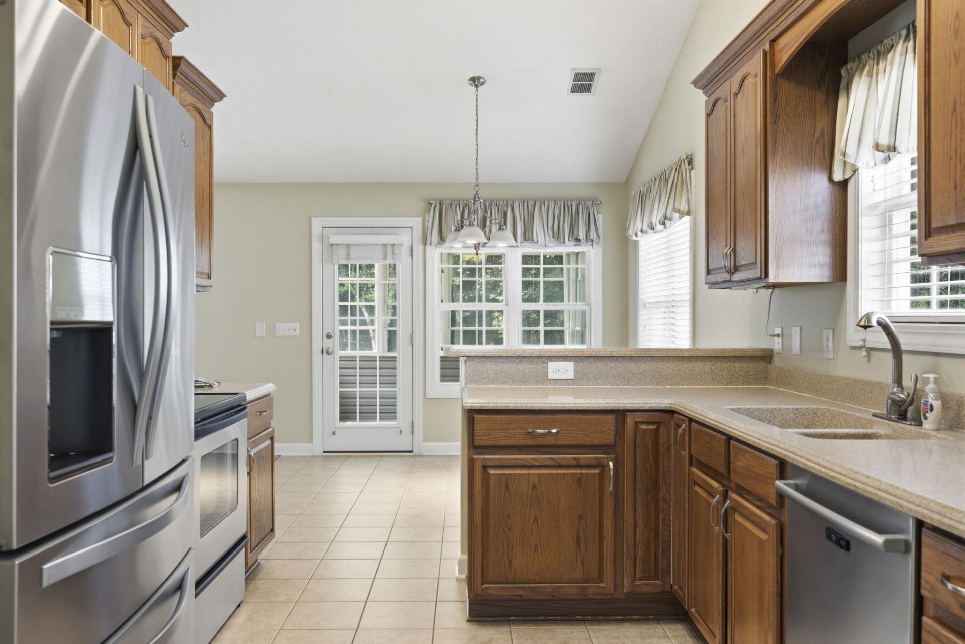 3048 Shorecrest Bay Dr.  Photo 11