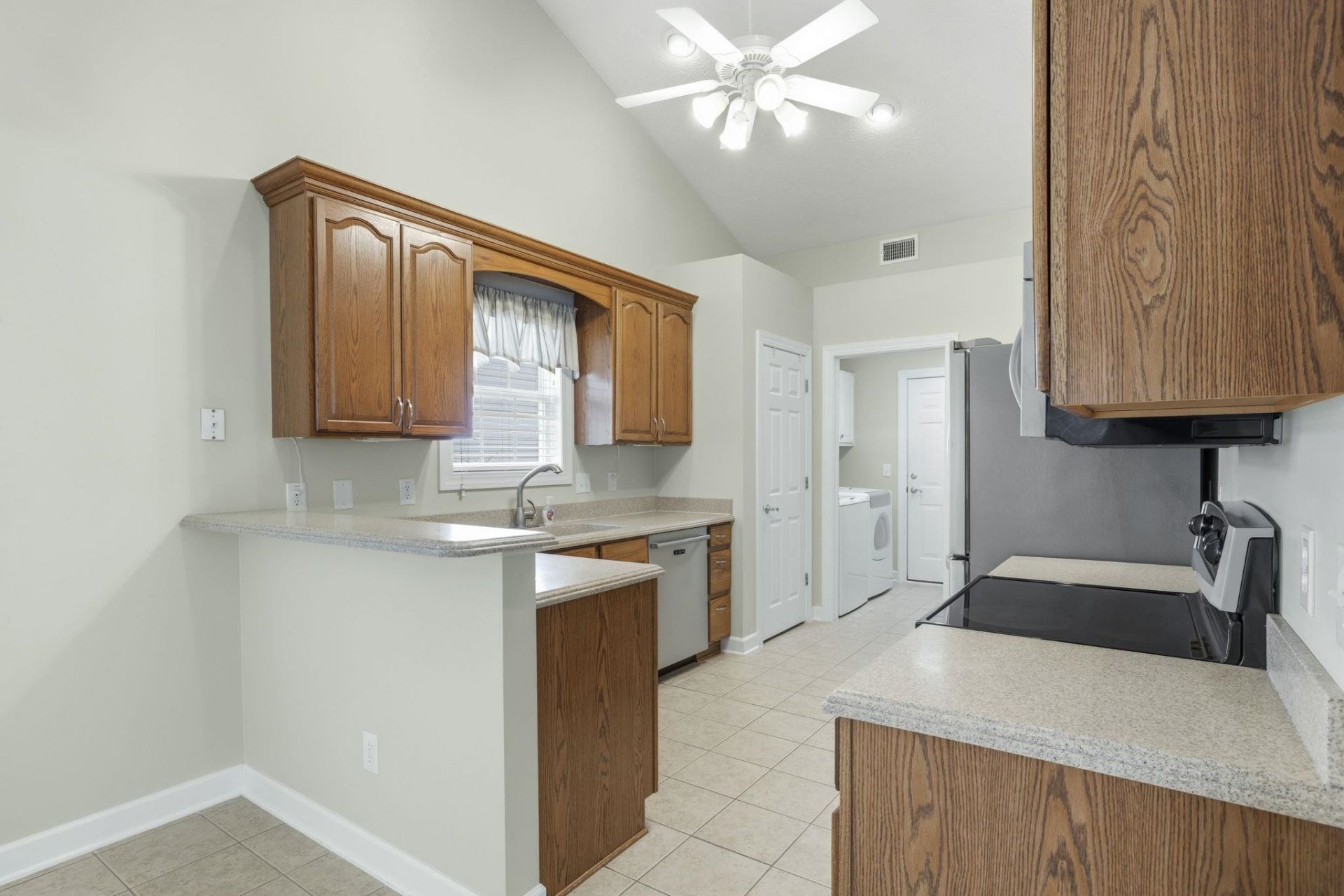 3048 Shorecrest Bay Dr.  Photo 13