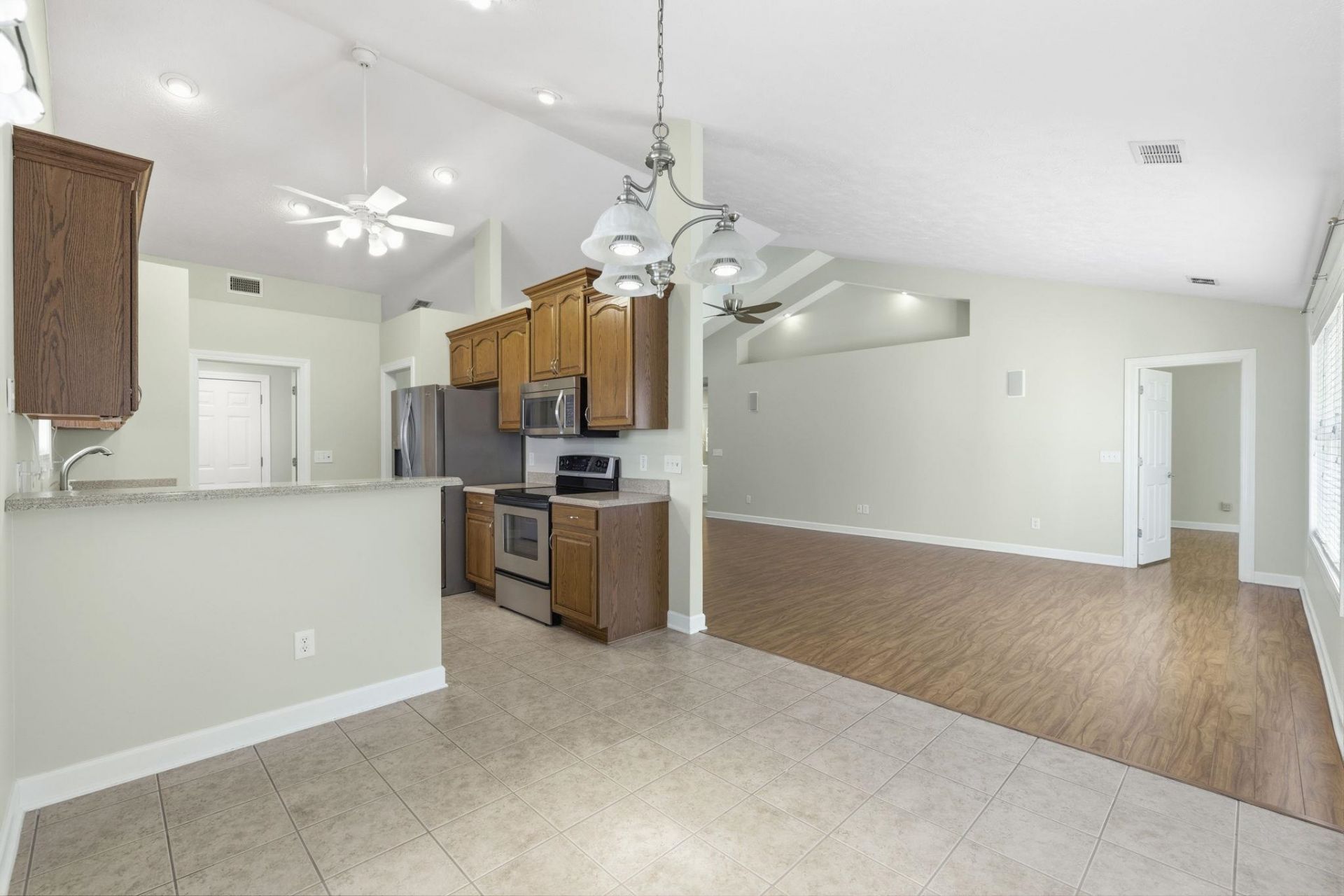 3048 Shorecrest Bay Dr.  Photo 16