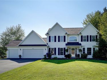 1651 Shallow Creek, Webster, NY 14580