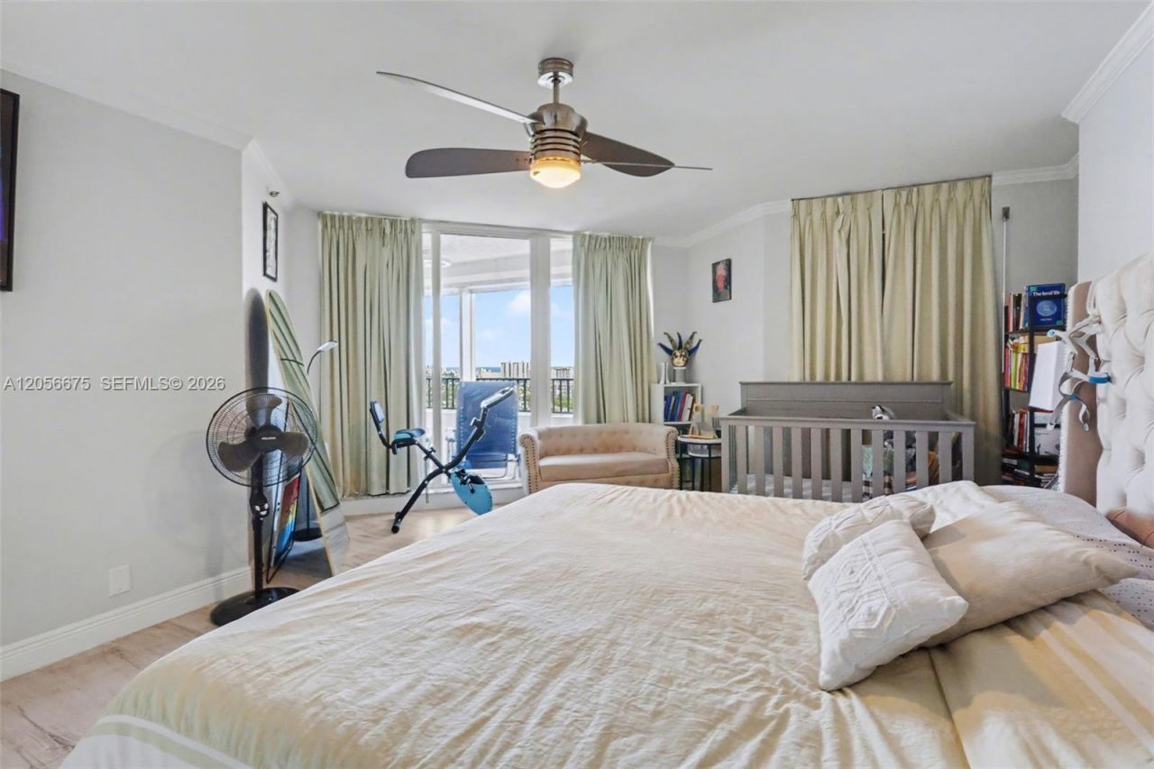 300 Three Islands Blvd , Unit PH3A, Hallandale Beach, FL 33009 Photo