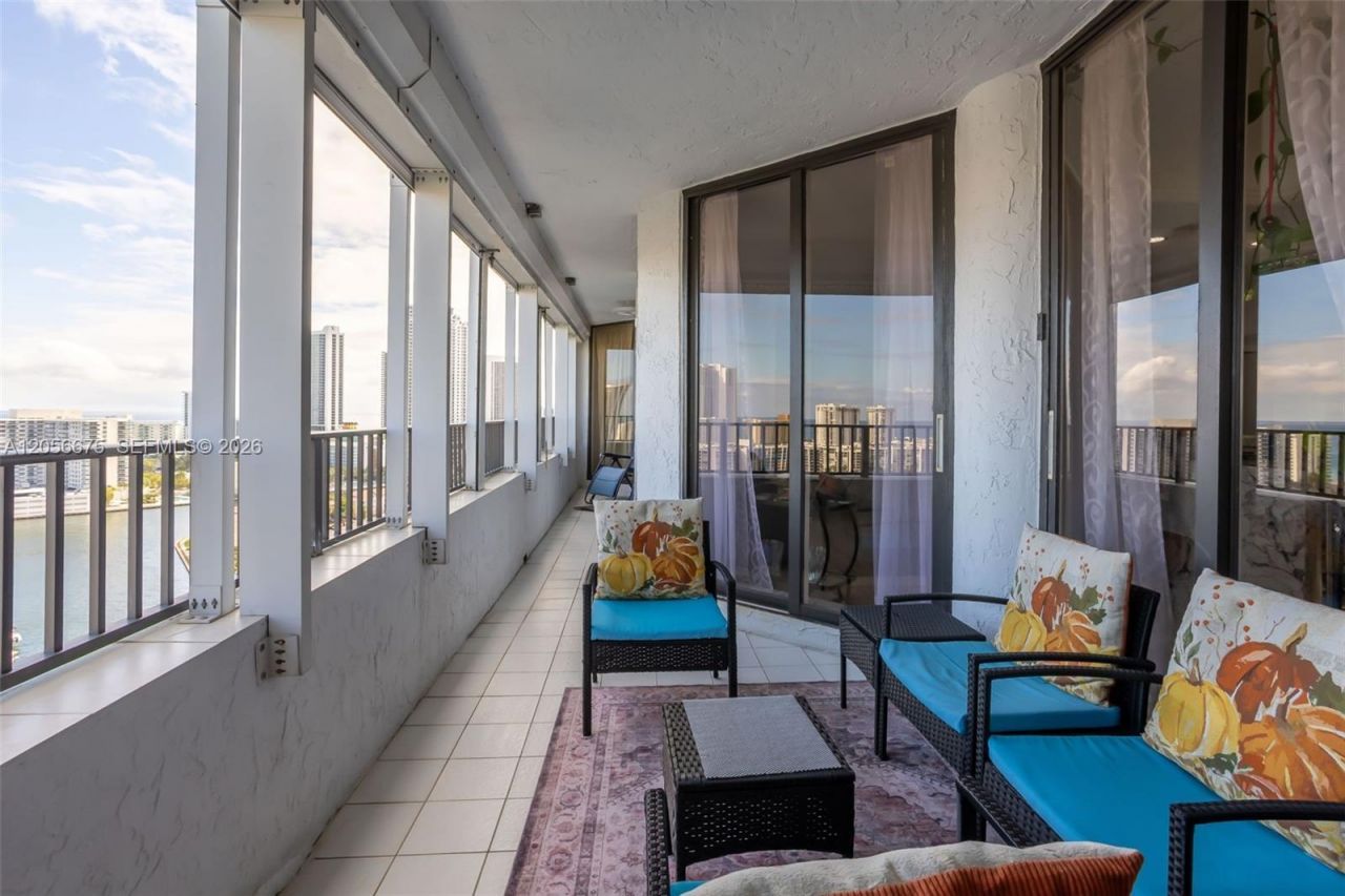 300 Three Islands Blvd , Unit PH3A, Hallandale Beach, FL 33009 Photo